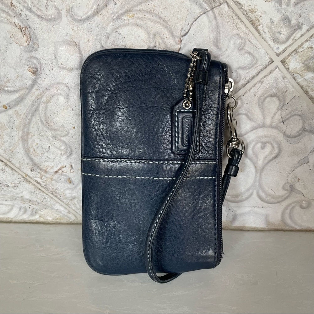 COACH- Navy Pebbled Leather Wristlet